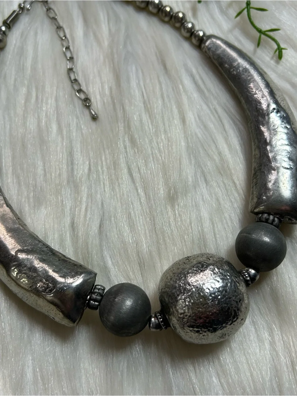 Vintage chunky patina silver tone necklace